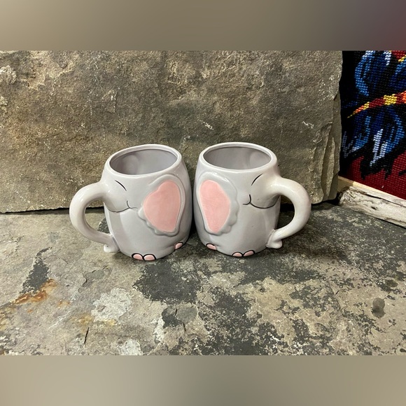 Pair of Ceramic Elephant Mugs/Planter - Picture 5 of 6